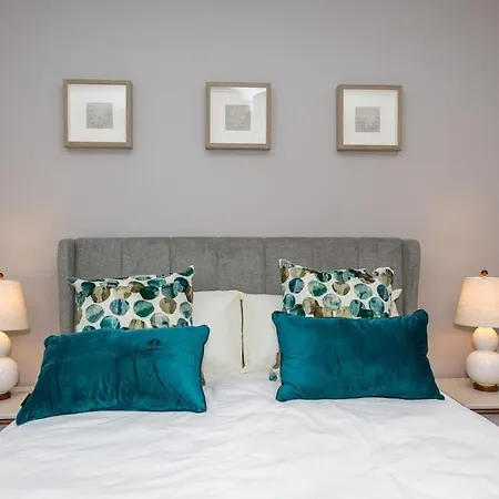 Daire New Ground Floor 2-bedroom Appt *