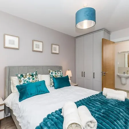 New Ground Floor 2-bedroom Appt