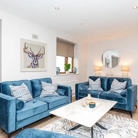 New Ground Floor 2-bedroom Appt Daire *