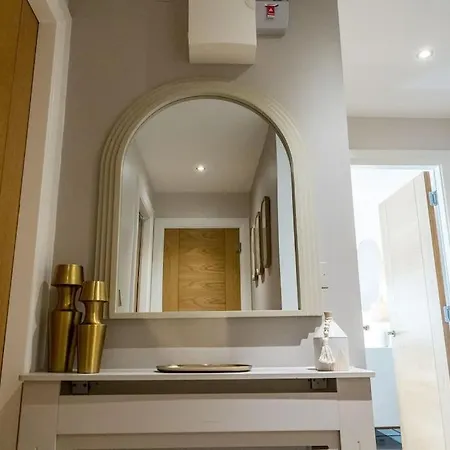 Daire New Ground Floor 2-bedroom Appt