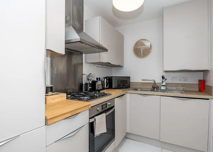 New Ground Floor 2-bedroom Appt Apartment